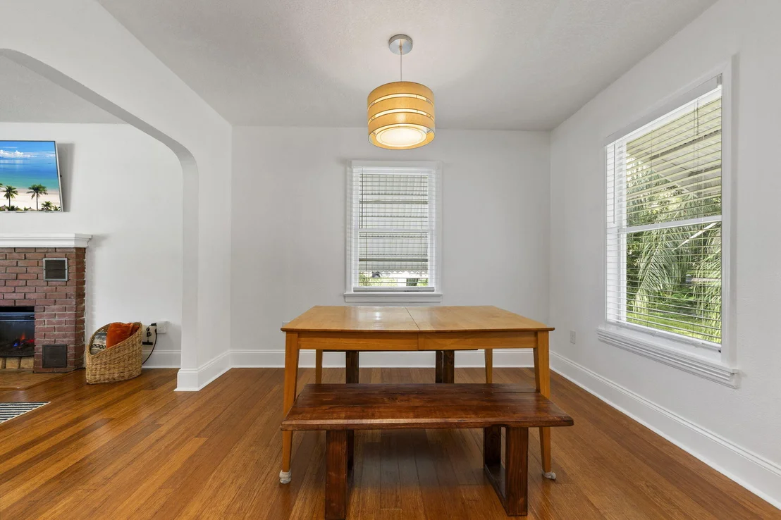Photo of 1126 Pine Avenue
