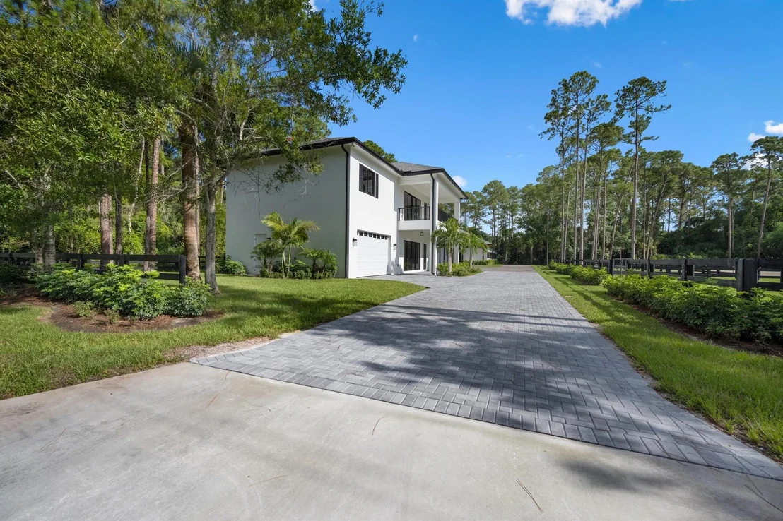 Photo of 14479 Halter Road