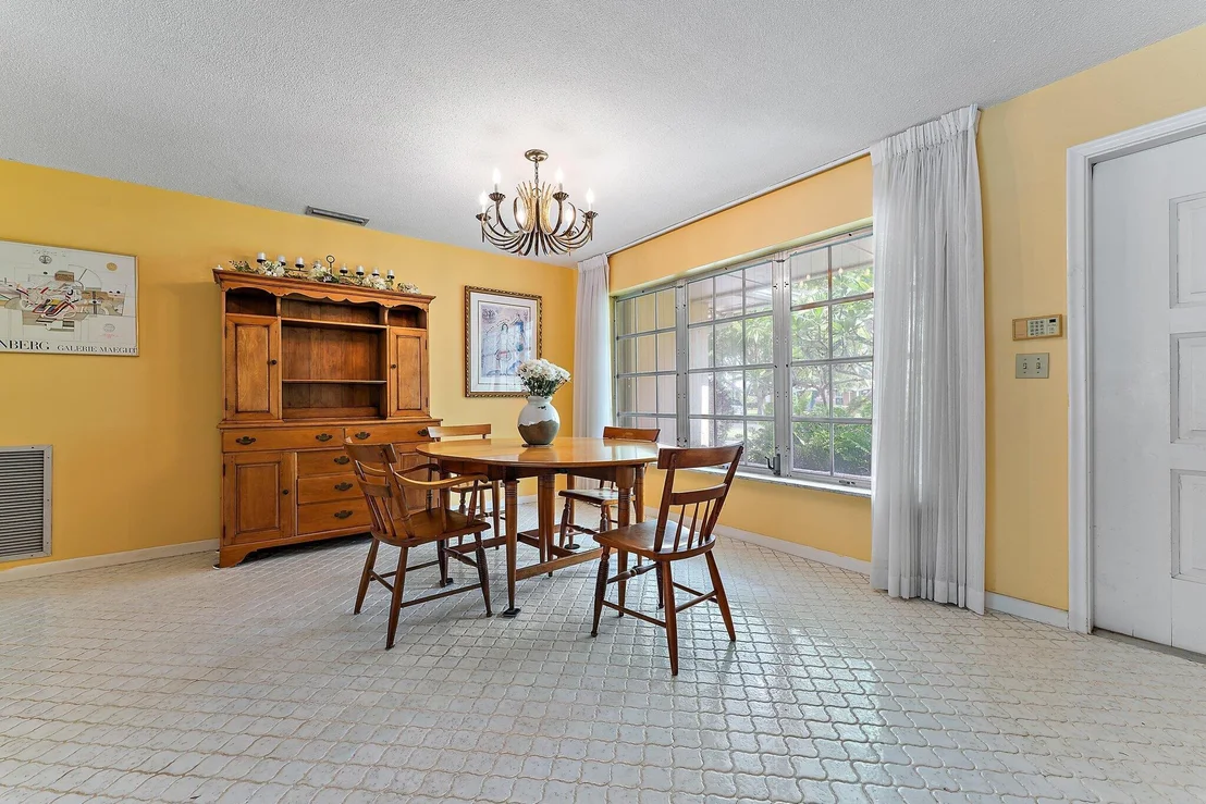 Photo of 100 Gulfstream Road