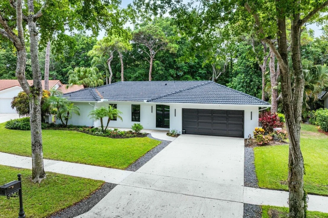 Photo of 2425 NW 36th Street