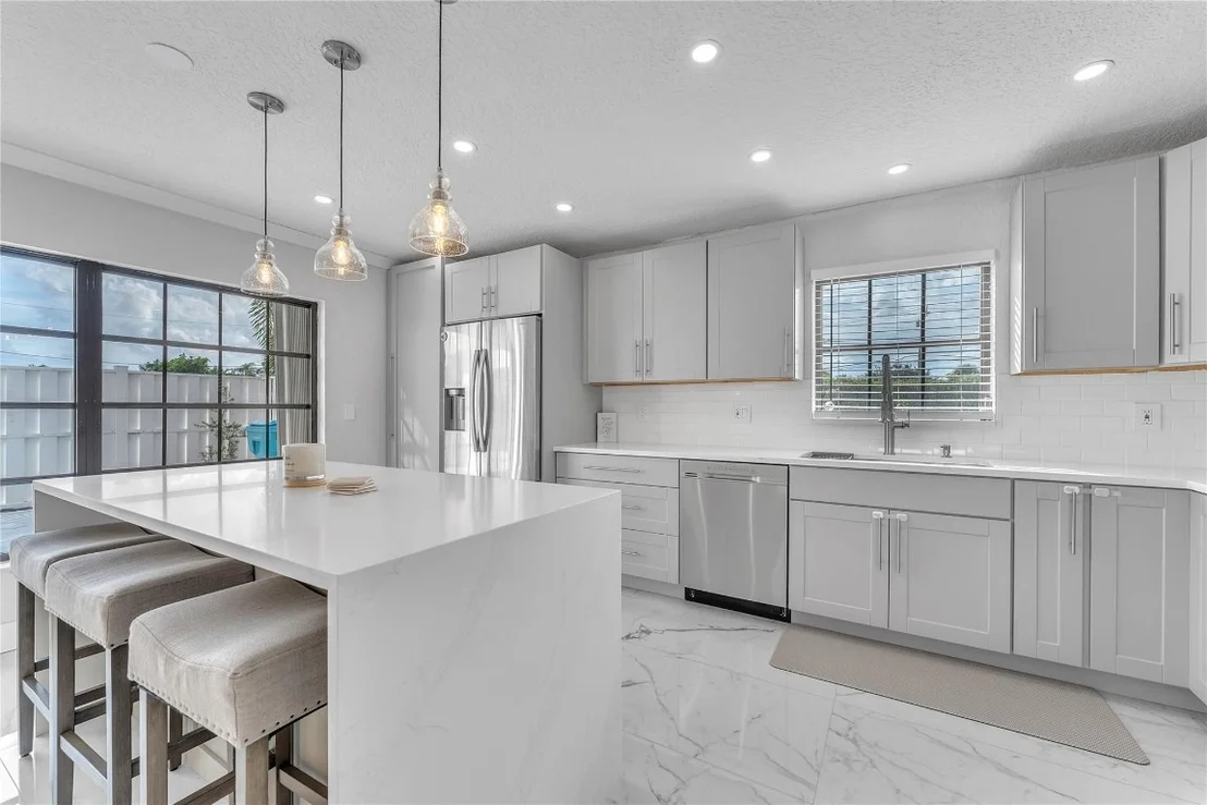 Photo of 2734 Yale Lane