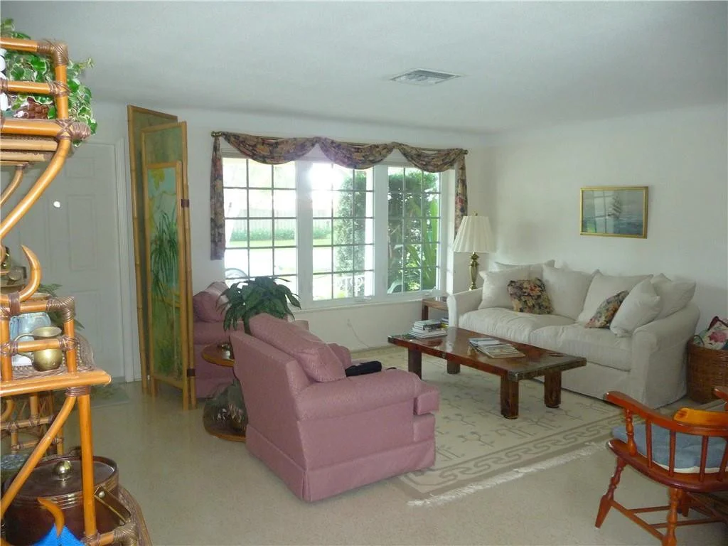 Photo of 2000 NE 27th Court