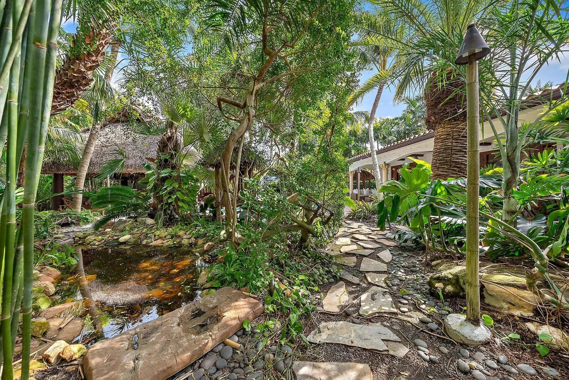 Photo of 205 Monroe Drive