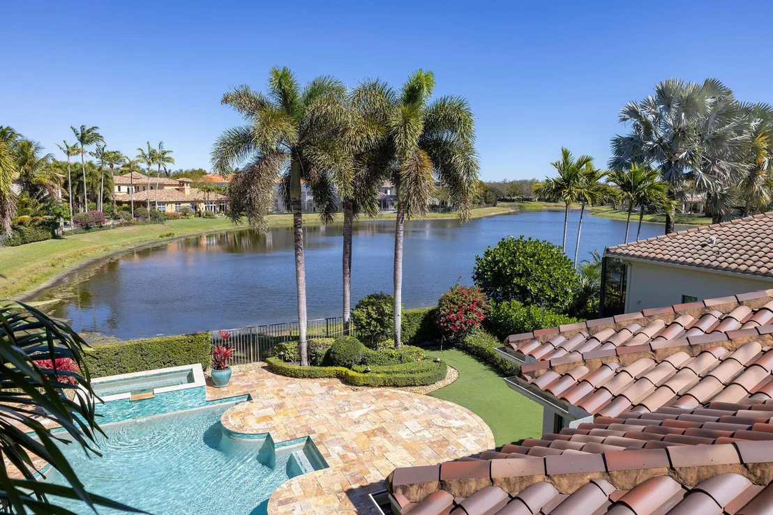 Photo of 9253 Este Lago Drive