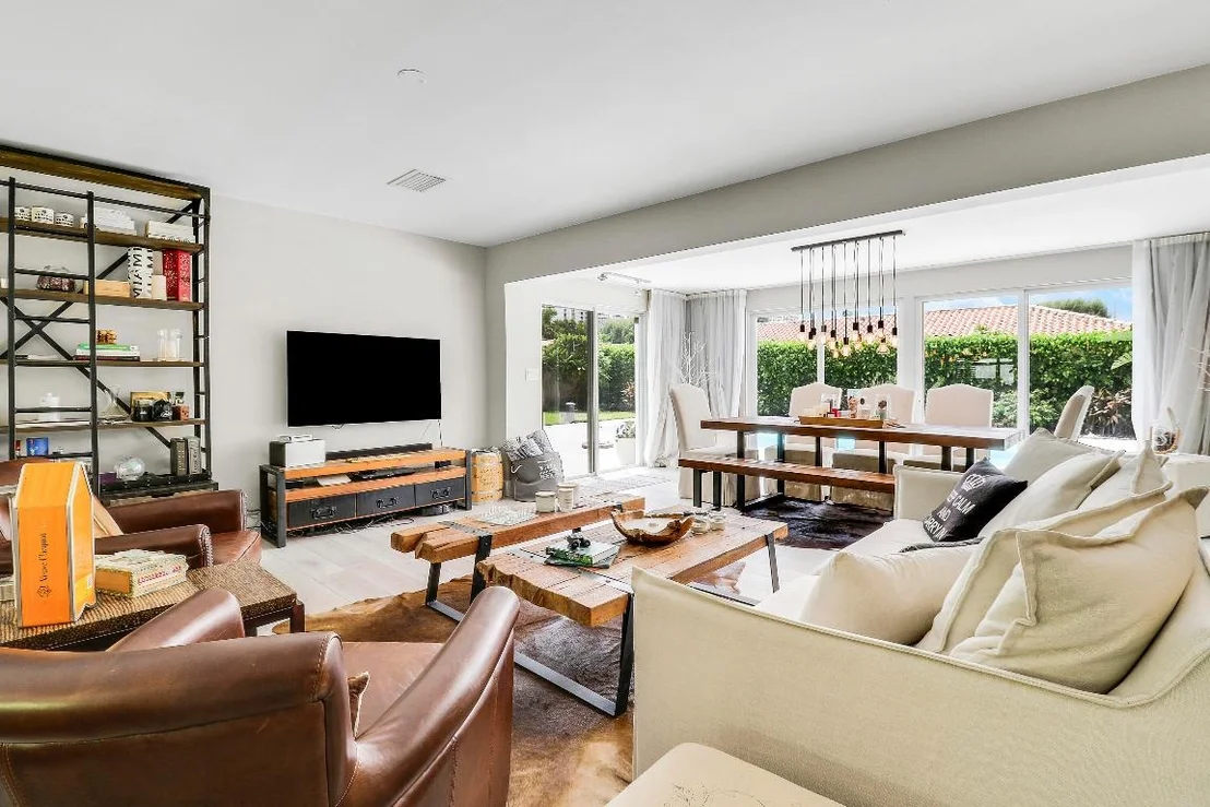 Photo of 1221 Morse Boulevard