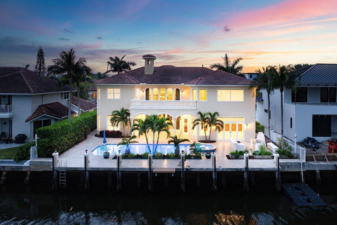 Photo of 953 Banyan Drive