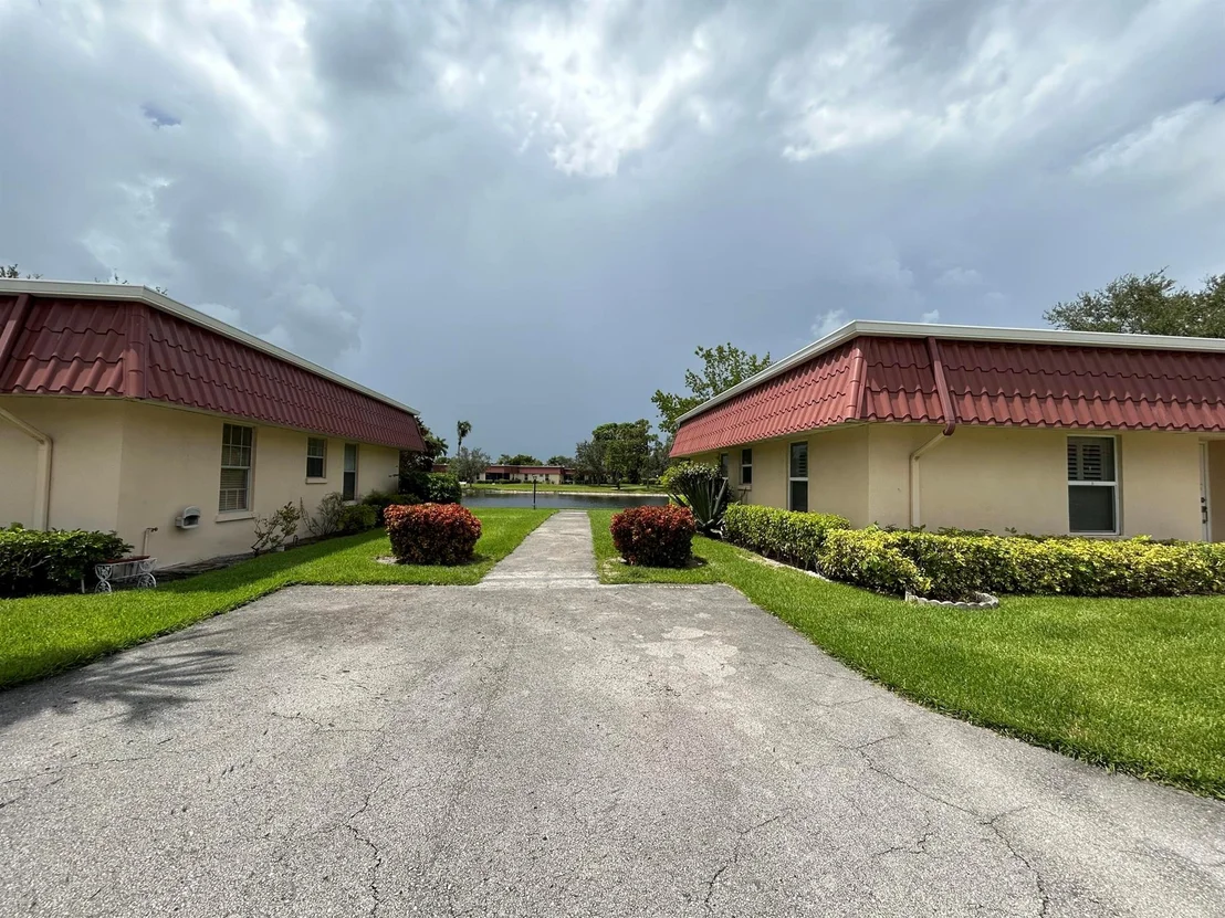 Photo of 294 Cape Cod Circle