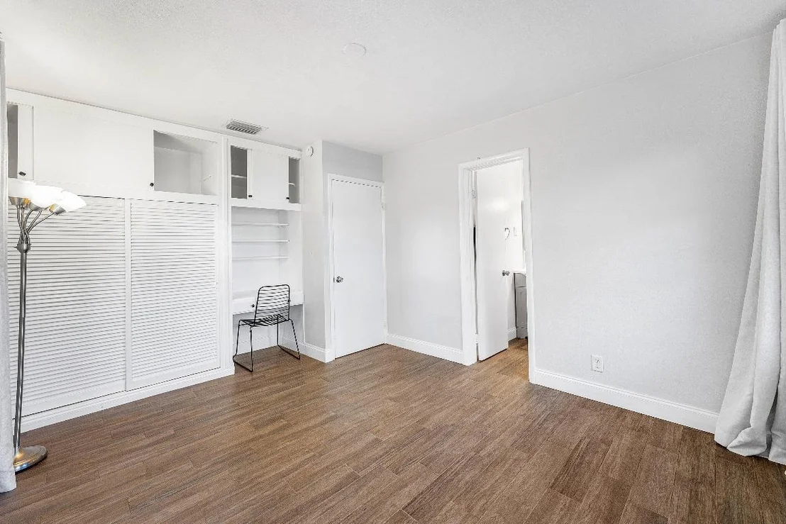 Photo of 817 Buttonwood Road