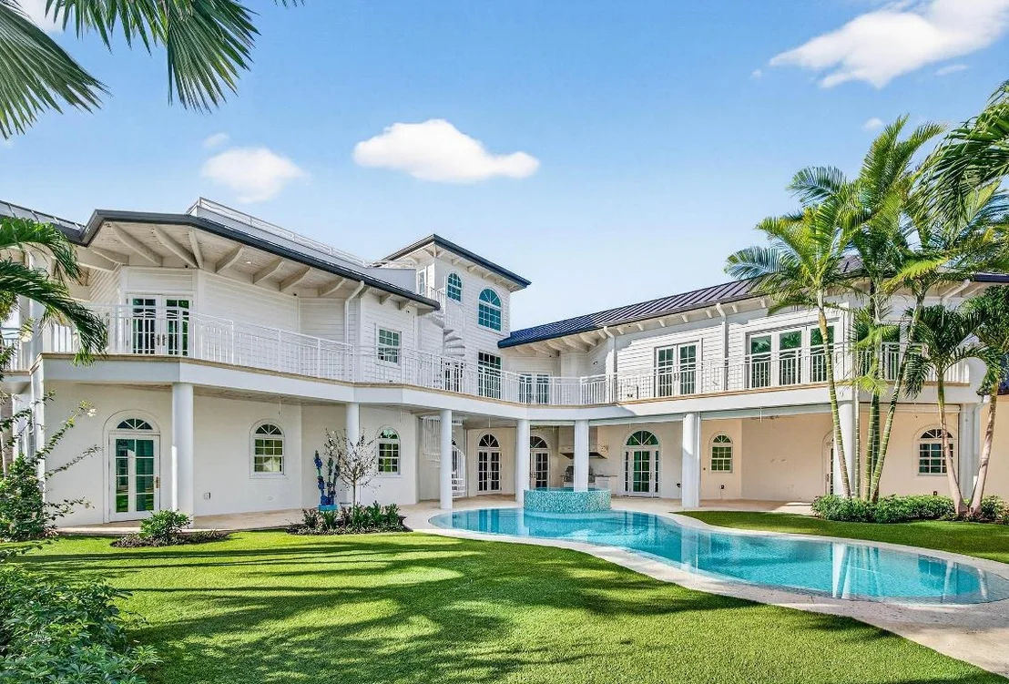 Photo of 720 N Ocean Boulevard
