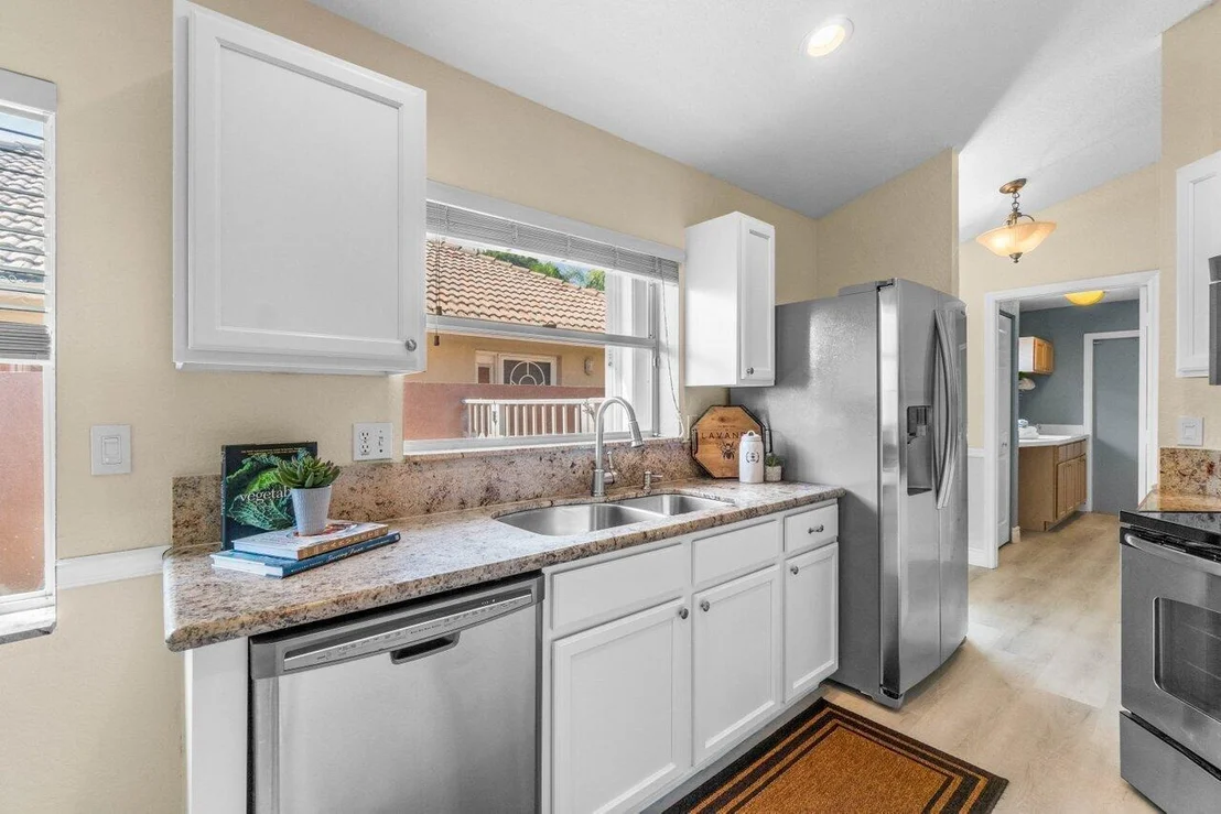 Photo of 5227 Grande Palm Circle