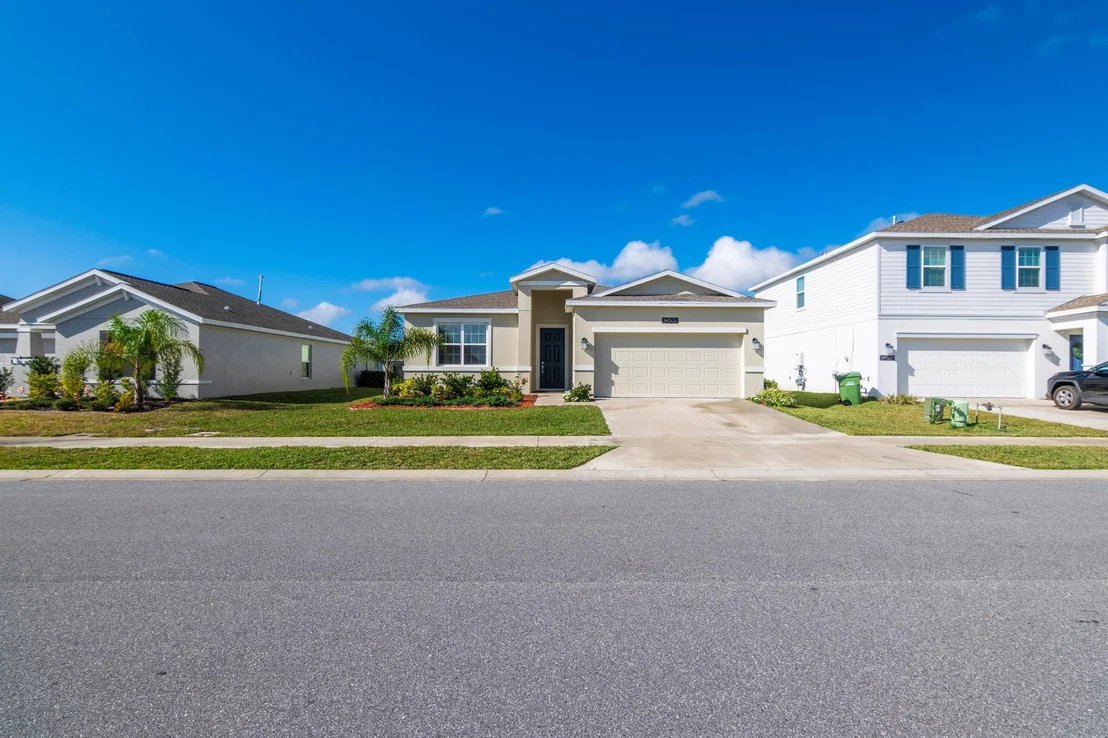 Photo of 34537 Shellback Street