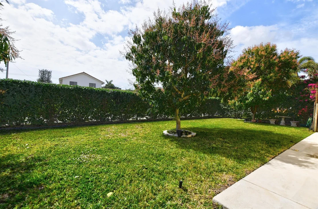 Photo of 1599 Isabel Este Road