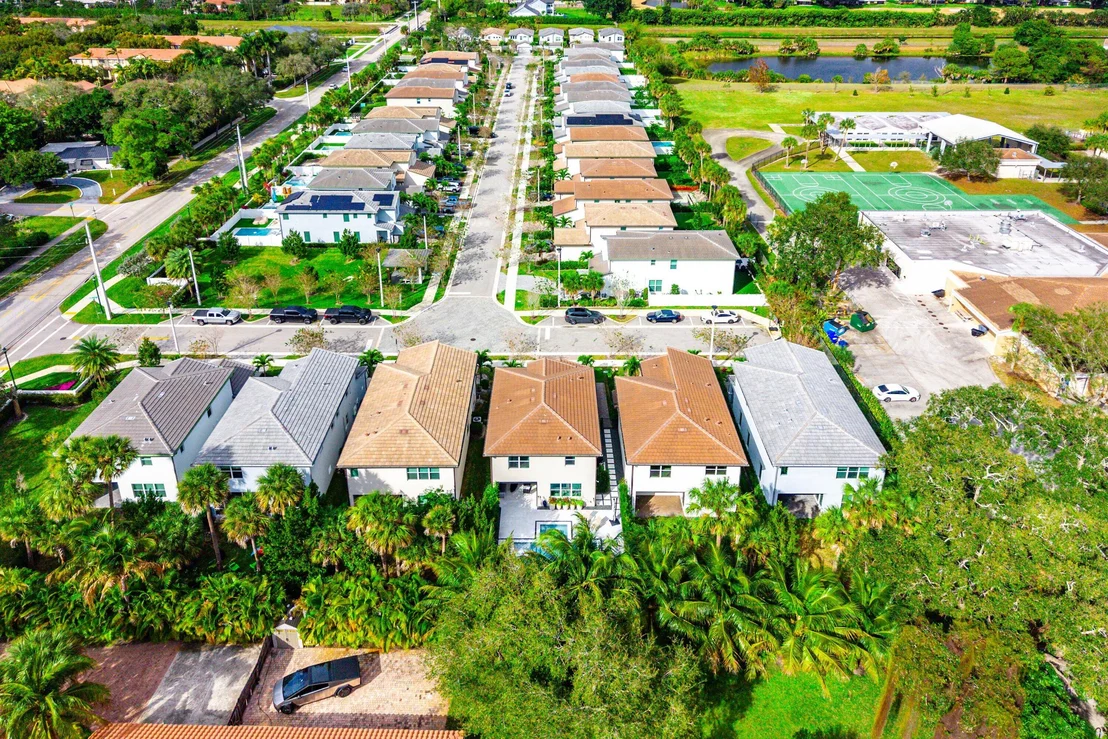 Photo of 4310 Buttonwood Drive