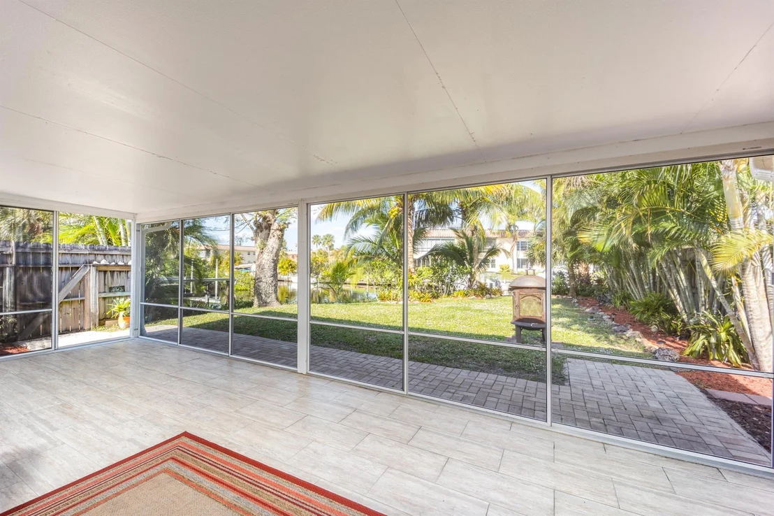 Photo of 2475 SW Hideaway Lane