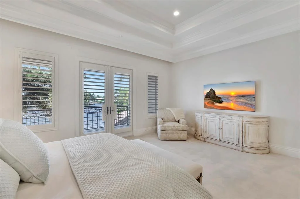 Photo of 4022 S Ocean Boulevard