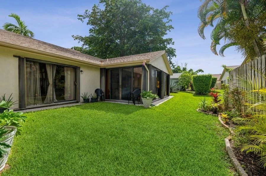 Photo of 2490 Riviera Drive