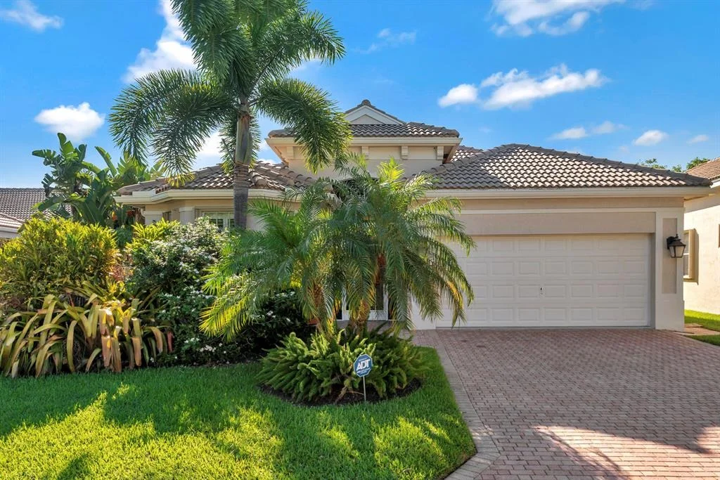 Photo of 209 Palm Circle
