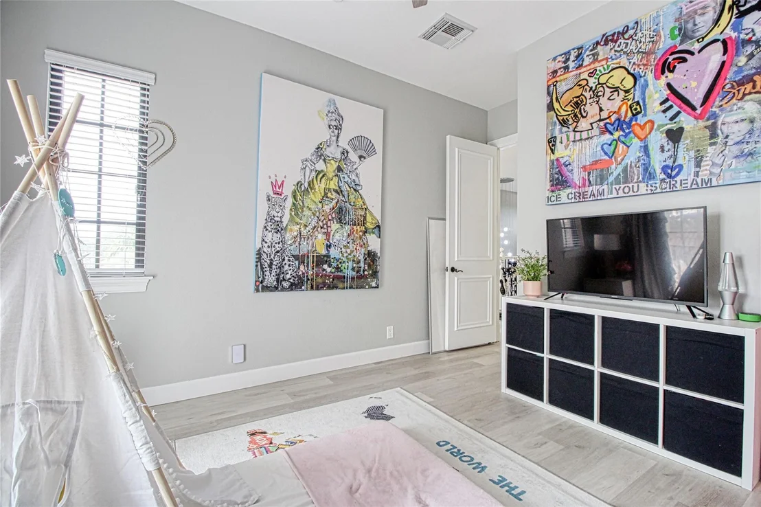 Photo of 9551 Eden Manor