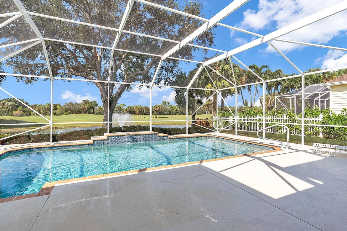 Photo of 216 Barbados Drive