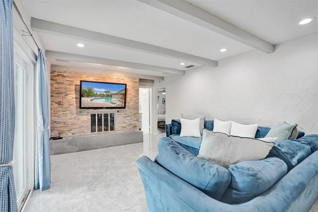 Photo of 2715 NW 86th Way