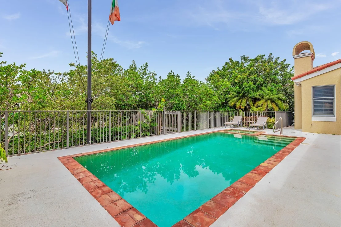 Photo of 3330 Bridgegate Drive