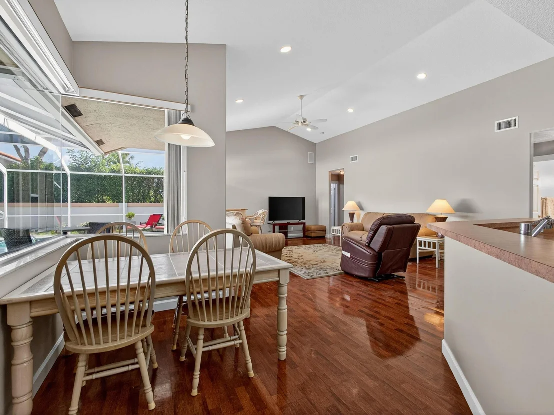 Photo of 7128 Brunswick Circle
