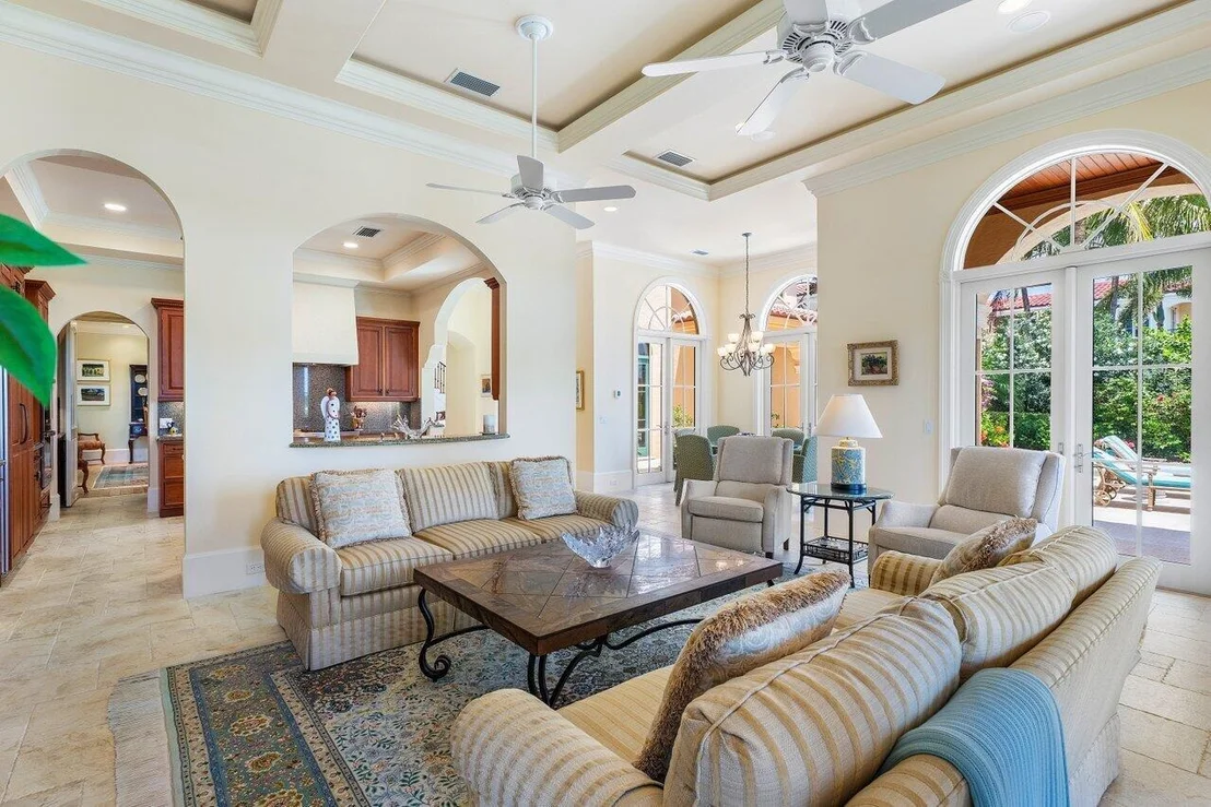 Photo of 6971 SE Harbor Circle