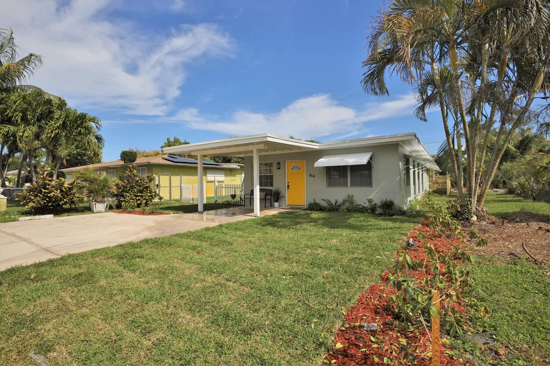 Photo of 814 Rudolf Road