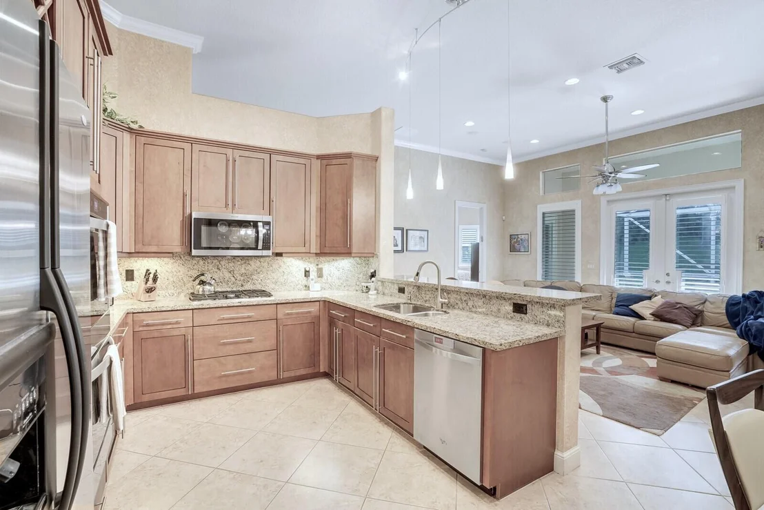 Photo of 10293 Trianon Place