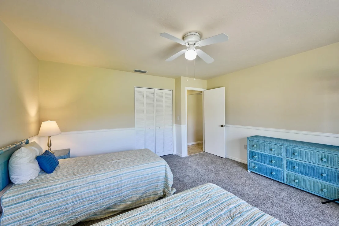 Photo of 415 Mac Lane