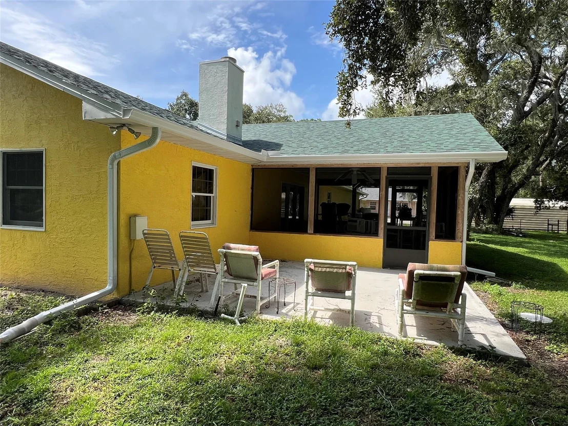 Photo of 1875 SE 4th Street