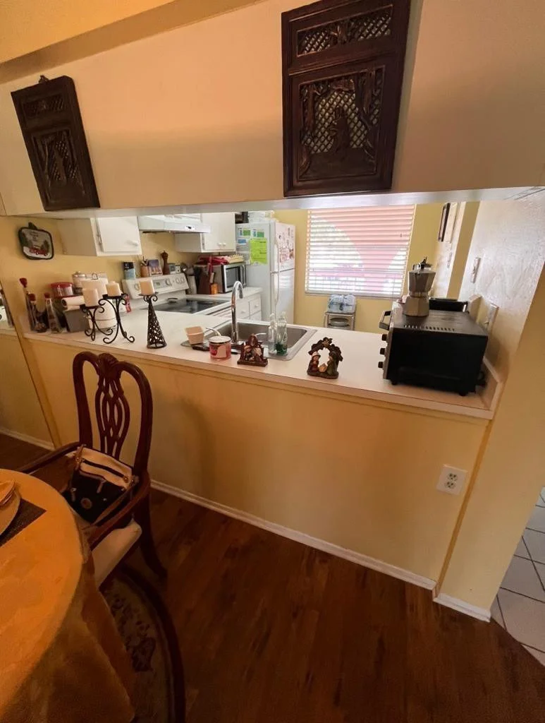 Photo of Unit D2 at 1107 Bahama Bend