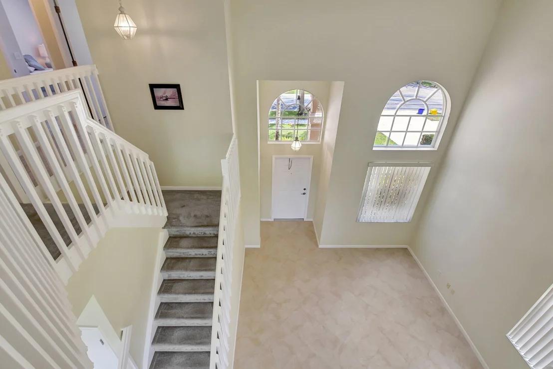 Photo of 6034 Oak Bluff Way