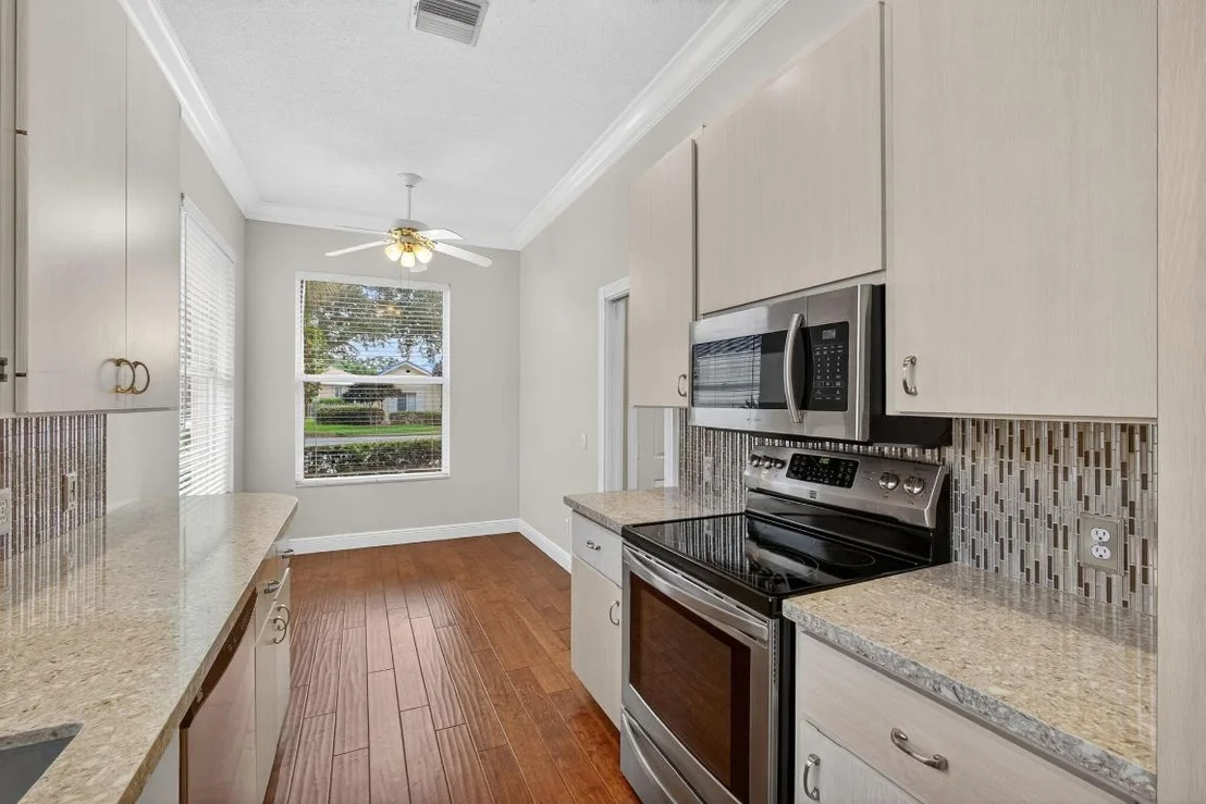 Photo of 130 S Hampton Drive