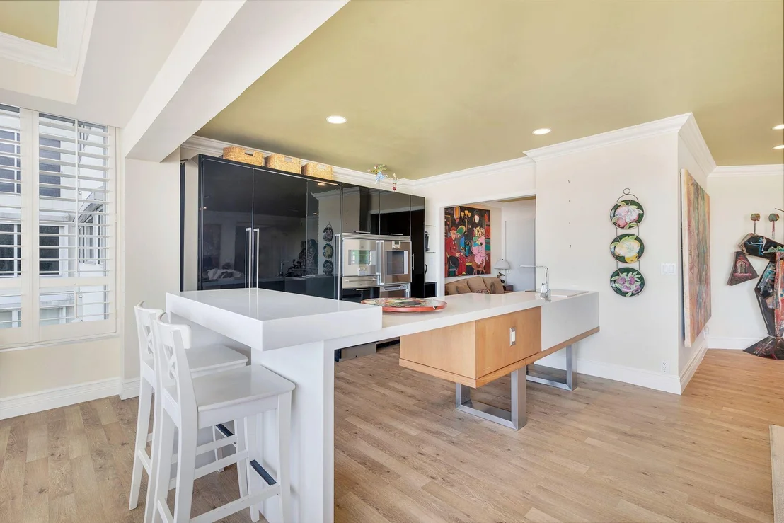 Photo of Unit 522A at 44 Cocoanut Row