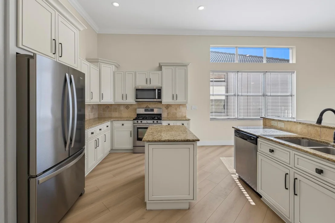 Photo of 1370 Beacon Circle