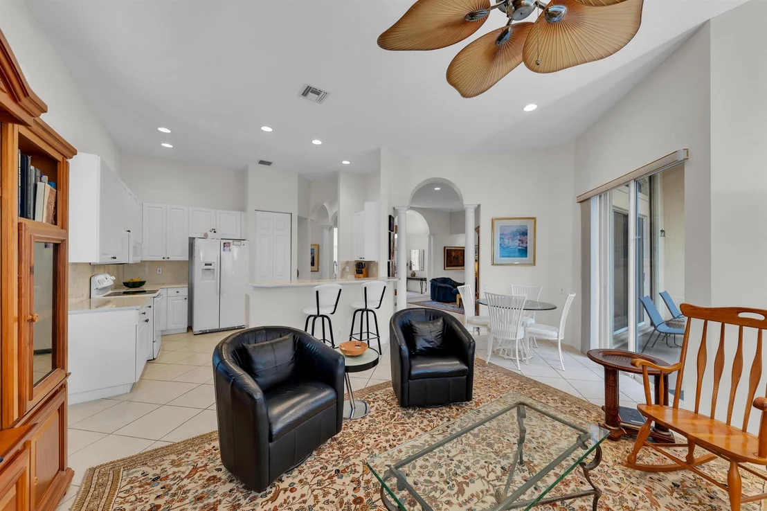 Photo of 6538 Arno Way