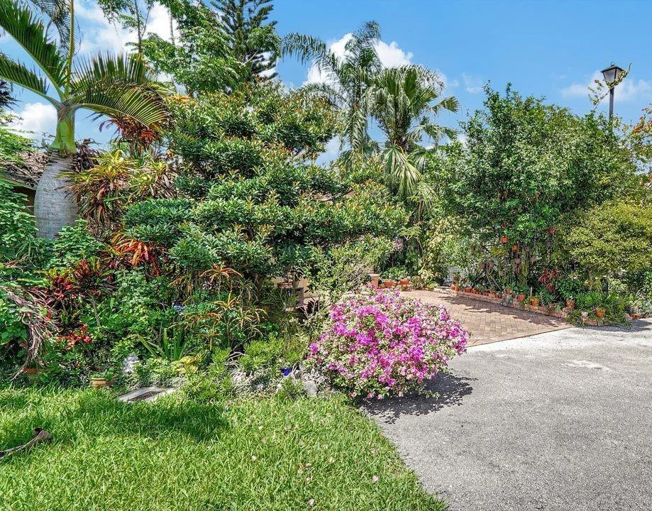 Photo of 13856 Langley Place
