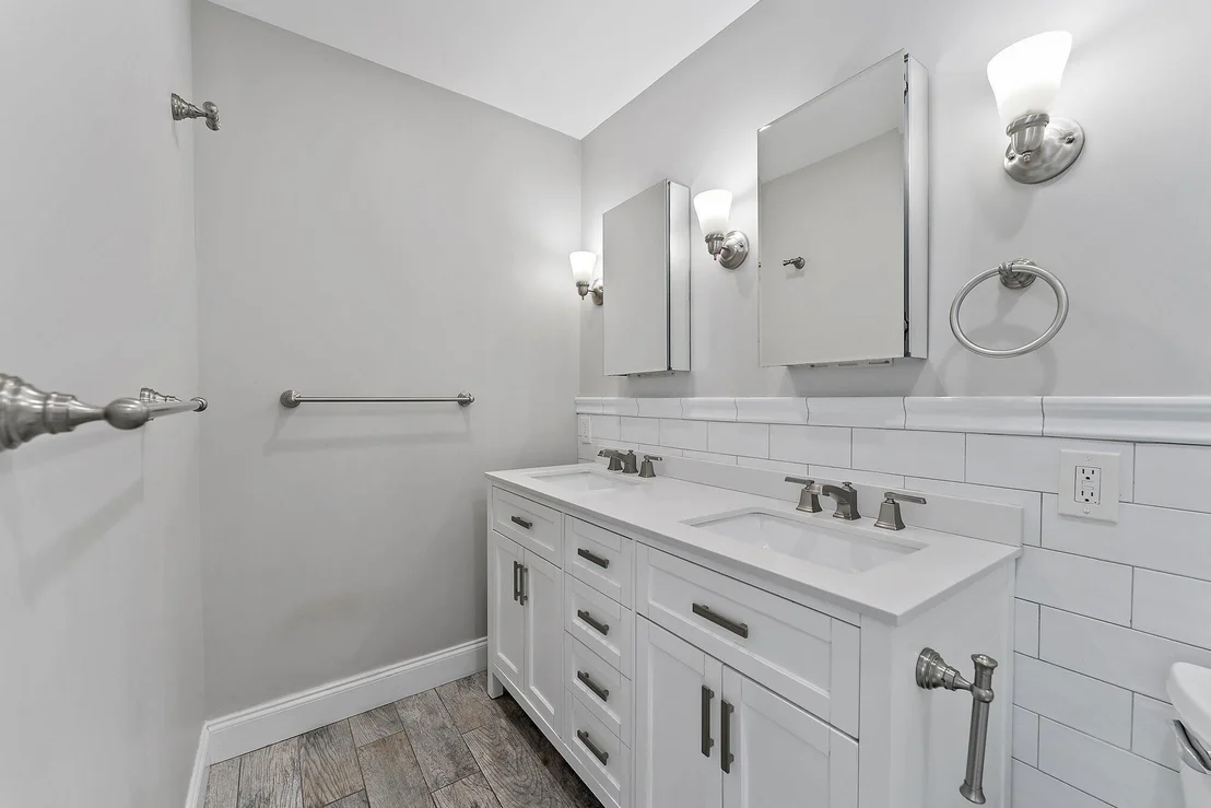 Photo of 538 Dover Road N