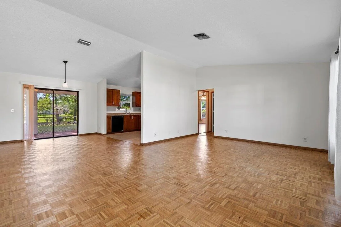 Photo of 186 Martin Circle