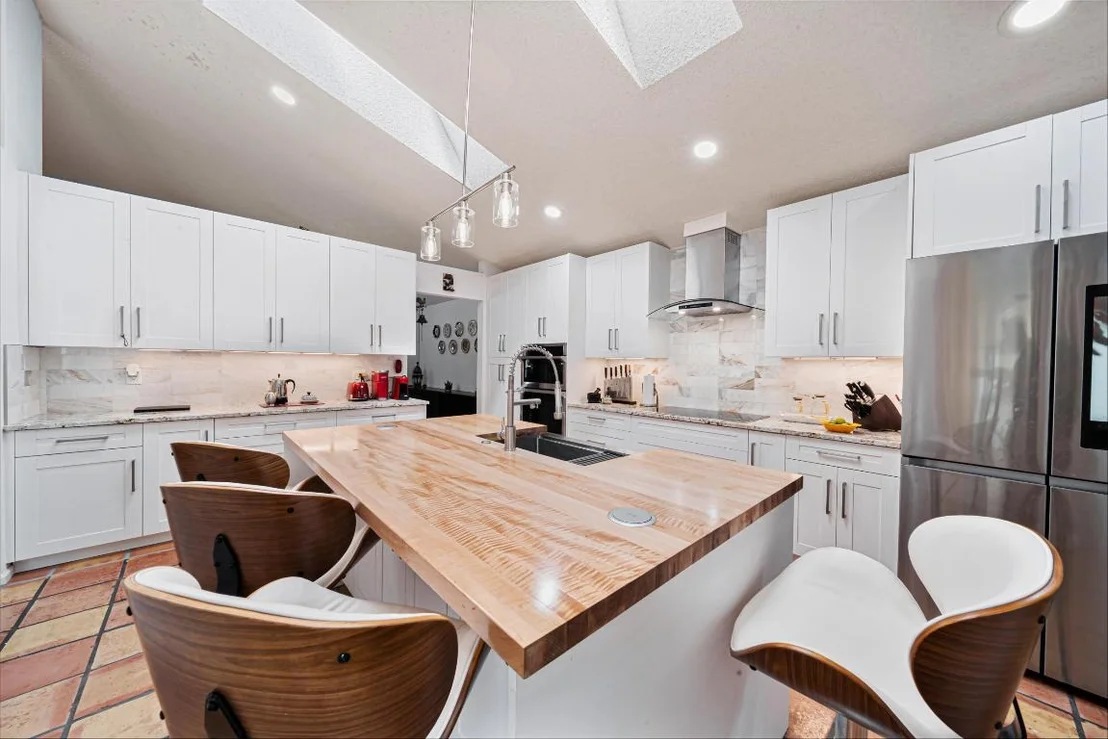 Photo of 6087 Bay Isles Drive