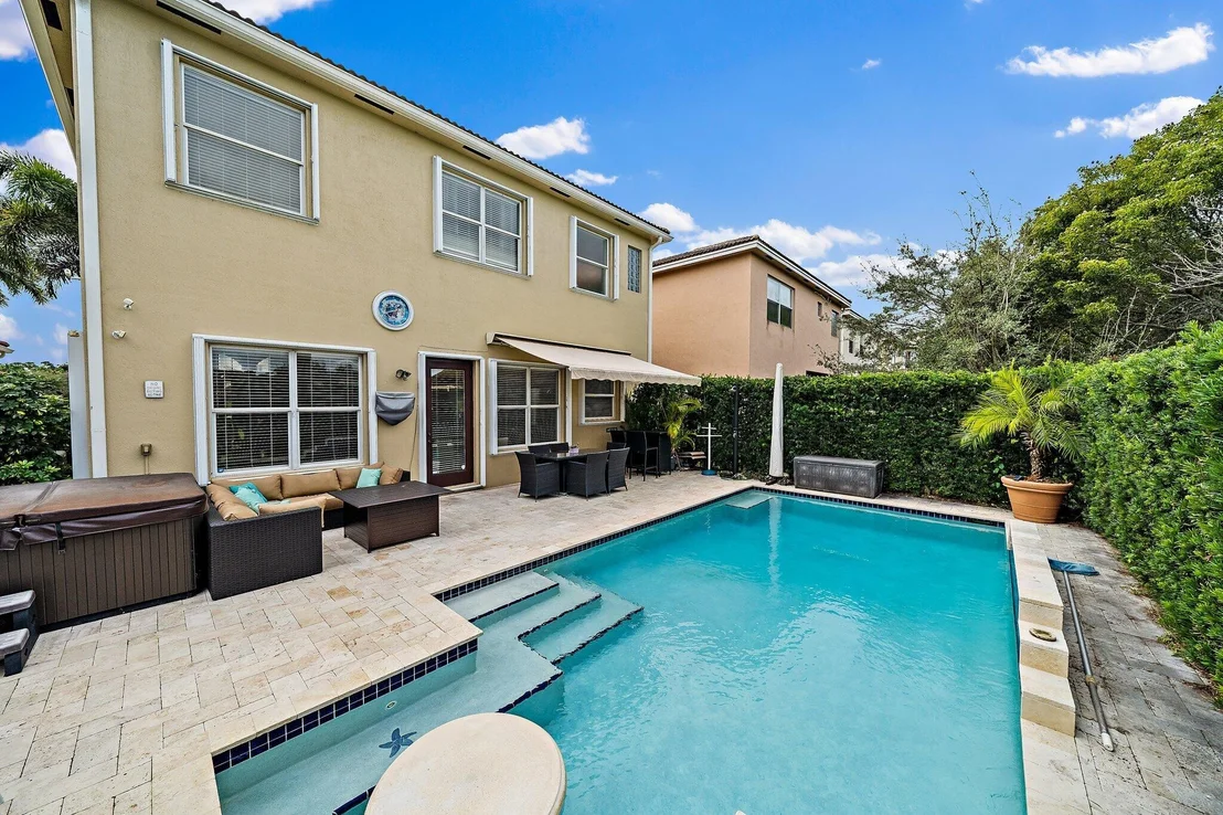 Photo of 4367 Star Ruby Boulevard