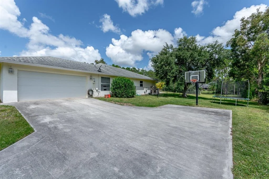 Photo of 12397 185th Street N