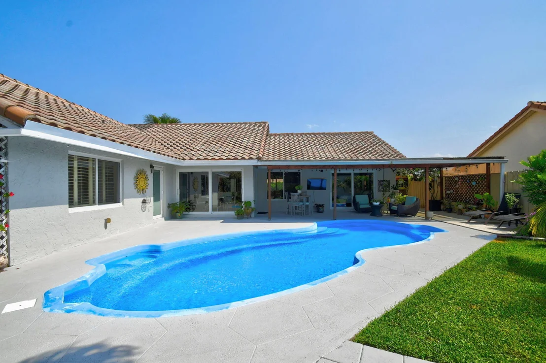 Photo of 5817 Laurel Green Circle