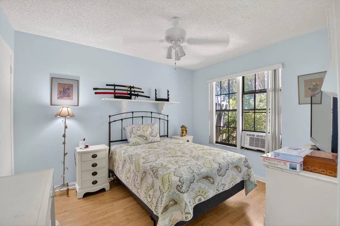 Photo of 9389 Longmeadow Circle