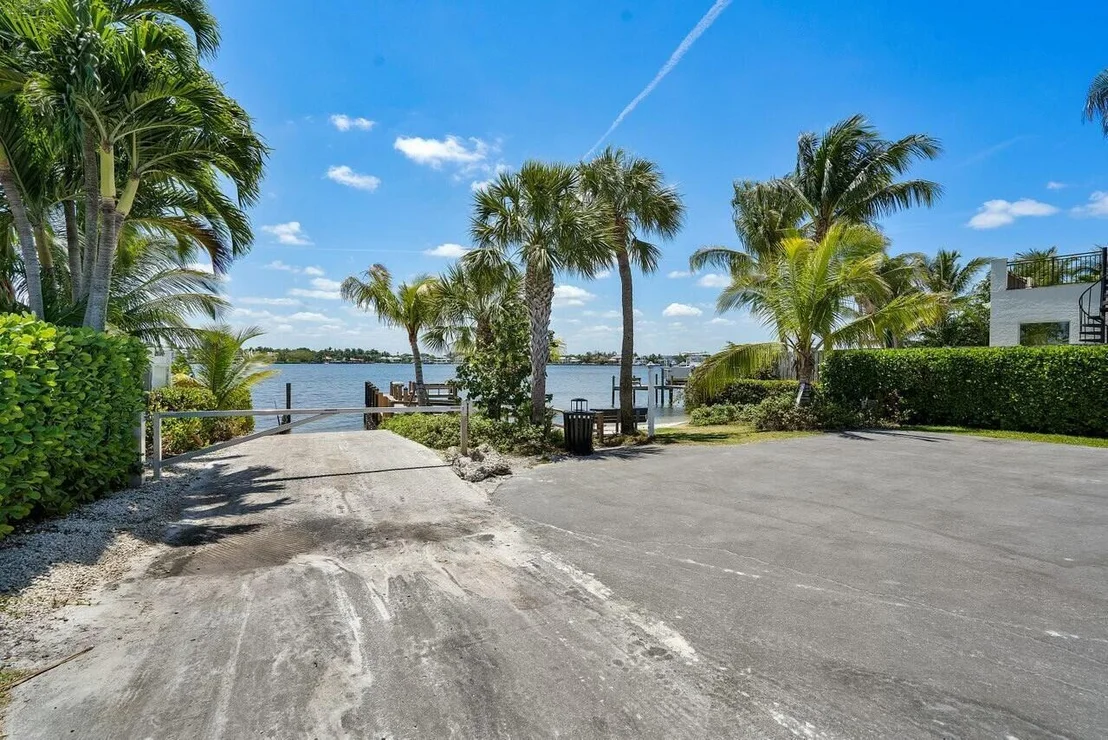 Photo of 45 Golfview Drive