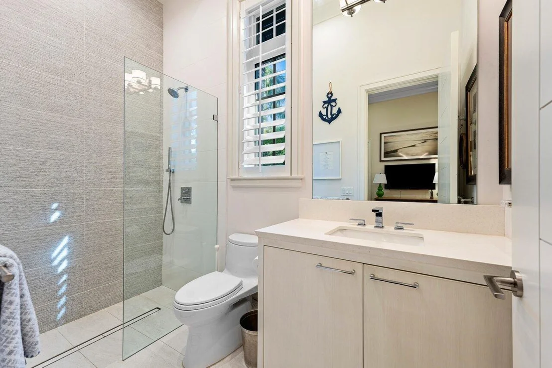 Photo of 3424 N Ocean Boulevard