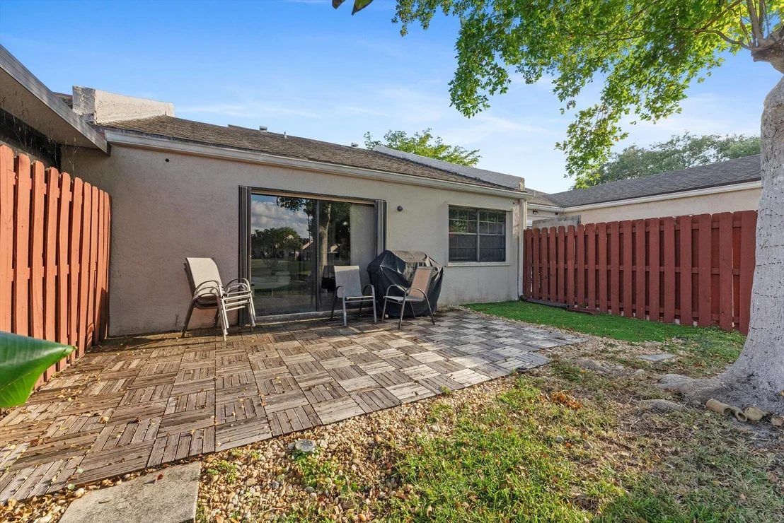Photo of 1069 NW 50th Drive
