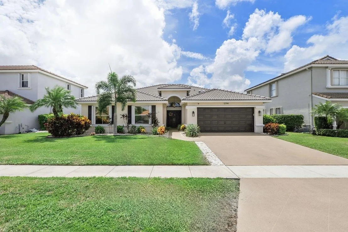 Photo of 5794 La Gorce Circle