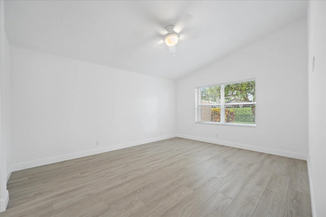 Photo of 6607 Sherbrook Drive